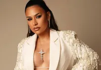 Após galinha, Simone Mendes ganha outro animal em show; confira imagem
