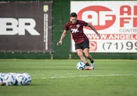 Atacante tem recuperação rápida e volta aos treinos do Vitória