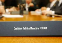 Banco Central aumenta taxa Selic para 15%