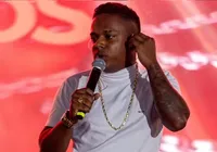 Cantor de arrocha é preso por agressão à esposa no interior da Bahia imagem