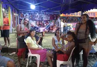 Do tererê a fibra: quanto custa fazer trança no São João do Pelourinho? imagem