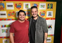 Dupla de irmãos, Péricles & Leonardo celebram show no Pelourinho