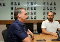 Eduardo não será candidato ao Senado, admite Bolsonaro