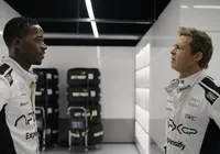 'F1: O Filme' eleva o conceito de ação ao desbravar o universo das corridas imagem