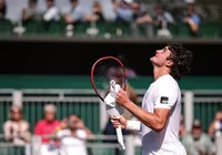 João Fonseca faz história e avança à 3ª rodada de Wimbledon