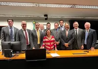 Maioria da bancada baiana vota a favor de projeto contra IOF imagem