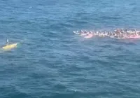 Mais de 70 praticantes de stand up paddle são resgatados no mar imagem