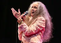 Maria Bethânia anuncia turnê de 60 anos de carreira com show em Salvador imagem