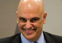 Moraes barra pedido de Bolsonaro e mantém delação de Mauro Cid imagem
