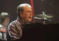 Morre Brian Wilson, fundador dos Beach Boys, aos 82 anos imagem