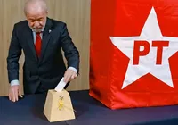 No Rio, Lula vota na eleição do PT neste domingo imagem