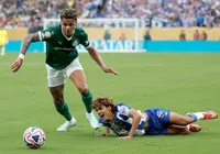 Palmeiras domina, mas empata sem gols na estreia do Mundial de Clubes