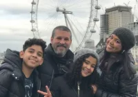 Pastor famoso anuncia divórcio de cantora gospel após 20 anos juntos