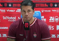 Pressionado, Carpini ‘sobrevive’ ao 1º semestre e mira volta por cima