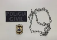 Procurada por homicídio é encontrada acorrentada em cárcere privado imagem