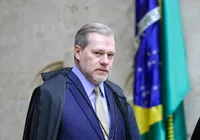 STF mantém ilegalidade da greve dos professores em Salvador imagem