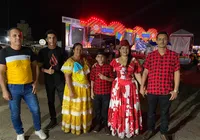 Show de Leonardo atrai famílias ciganas em Salvador
