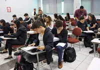 Trabalho no Enem 2025: vagas estão abertas com diária de até R$ 864