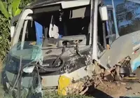 Três pessoas da mesma família morrem em acidente no sul da Bahia