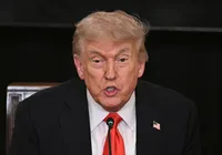 Trump tenta expulsar alunos estrangeiros de Harvard e é barrado na Justiça imagem