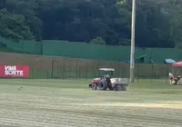 Vitória realiza manutenção nos gramados do Barradão e da Toca do Leão