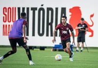 Vitória treina bolas paradas e Neris segue afastado; saiba mais imagem