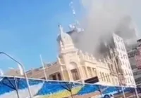 Incêndio em prédio no centro de Salvador assusta baianos e turistas