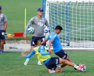 Ainda sem dupla, Bahia intensifica treino técnico e tático