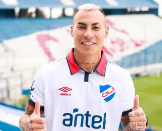 Após quase parar no Vitória, atacante chileno fica sem clube; veja