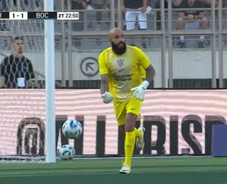 Aposentou? Danilo Fernandes participa de jogo de 'legends' em São Paulo