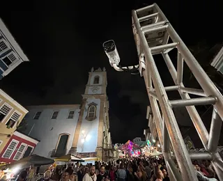 Câmeras da SSP contam e controlam a entrada de público no Pelourinho