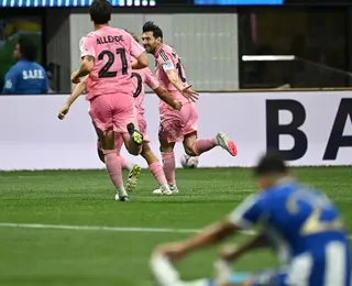 Com golaço de Messi, Inter Miami vira sobre o Porto pelo Mundial