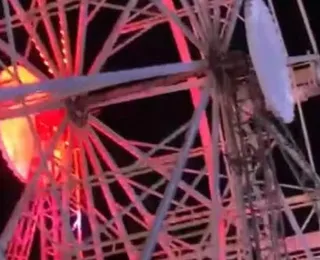 Criança cai de roda gigante durante São João no Parque de Exposições
