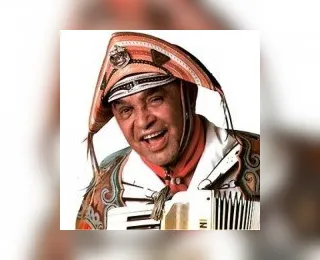 E todo mundo canta o balão do Gonzagão com paz na consciência
