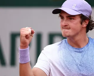 Fonseca bate belga em Eastbourne e vence pela primeira vez na grama