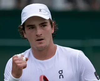 João Fonseca perde para chileno e encerra participação em Wimbledon