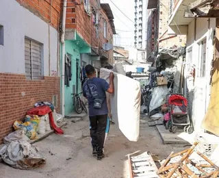 Moradores são coagidos pelo PCC a pagar até R$ 100 mil para deixar favela