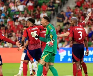 Na mira do Bahia, goleiro sinaliza permanência no futebol europeu