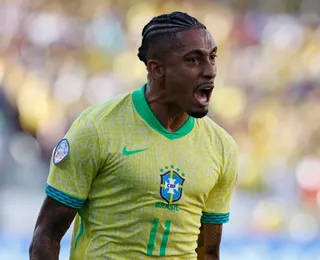 No caminho certo? Raphinha destaca evolução do Brasil de olho na Copa