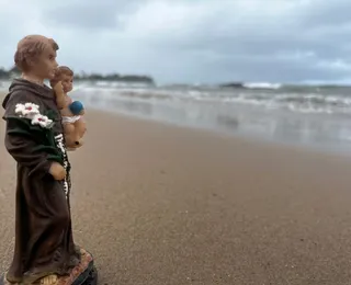 O Santo Antônio africano que veio parar nas areias de Itapuã