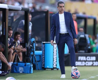 Paiva exalta atuação taticamente perfeita em vitória do Botafogo