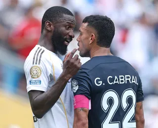 Racismo no Mundial: Zagueiro do Real acusa rival