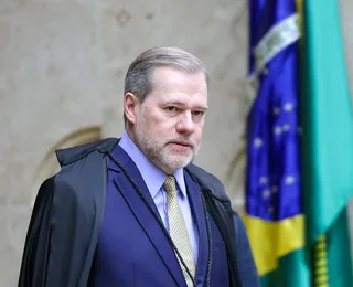 STF mantém ilegalidade da greve dos professores em Salvador - Imagem
