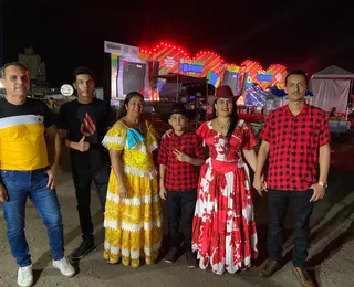 Show de Leonardo atrai famílias ciganas em Salvador