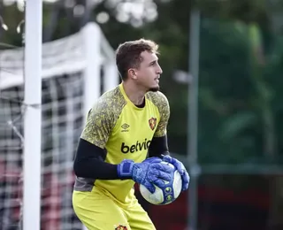 Vai um, vem outro: Vitória encaminha contratação de goleiro do Sport