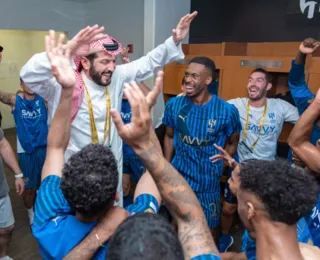 Vídeo: jogadores do Al Hilal vão à loucura com anúncio de prêmio