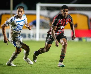 Após deixar jogo de ambulância, Jamerson passa por cirurgia
