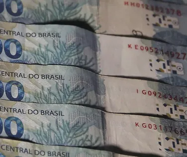 Entenda como fica o IOF após derrubada de decreto - Imagem