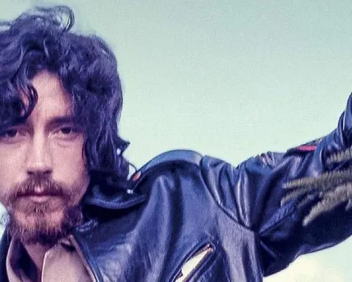 Série sobre Raul Seixas estreia no Globoplay com retrato íntimo - Imagem