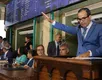 Empréstimos, táxis e professores: veja pacote de projetos do Executivo - Imagem